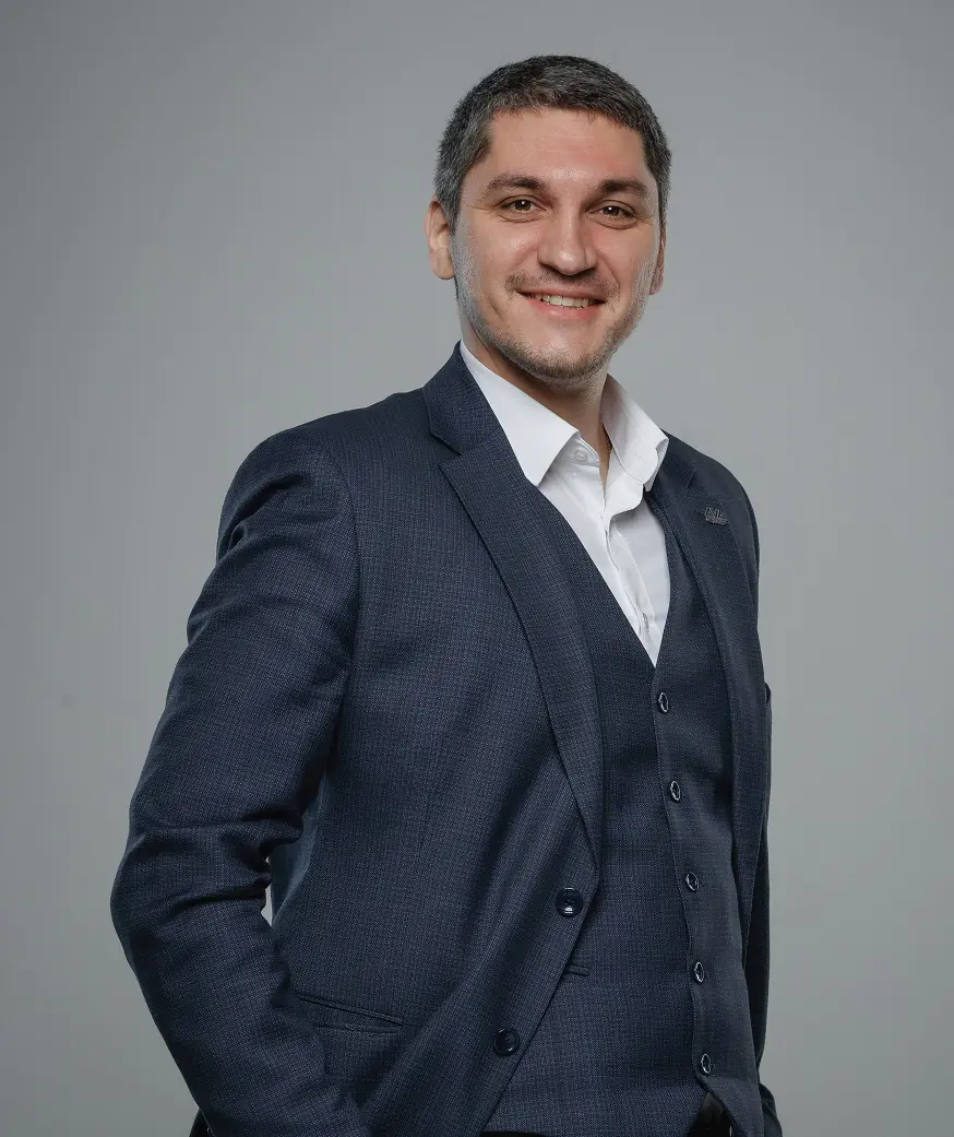  Дмитрий Мордвинов