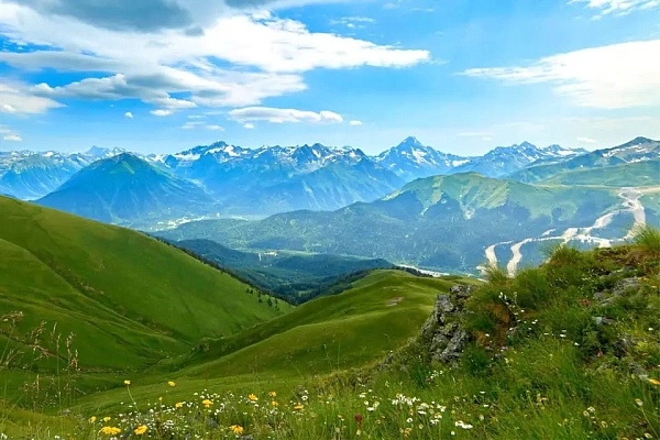 Великолепная горная панорама